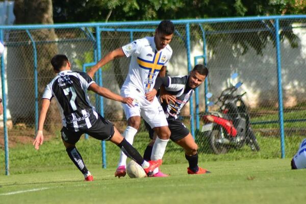 División Intermedia: Cuatro goles en empate - Fútbol - ABC Color