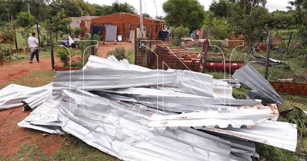 La Nación / Suman 150 familias las que quedaron sin techo en Ypané