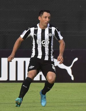 Libertad, en Curitiba tras diecisiete años - Fútbol - ABC Color
