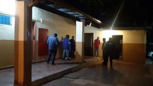 Detienen a dos supuestos pandilleros en Villa Elisa - Radio Imperio