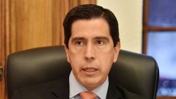 Ministro del Interior asegura que seguirá la "guerra" contra el crimen organizado