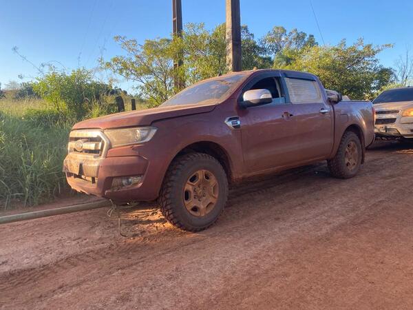Diario HOY | Narcos abandonaron camionetas repletas de marihuana en PJC