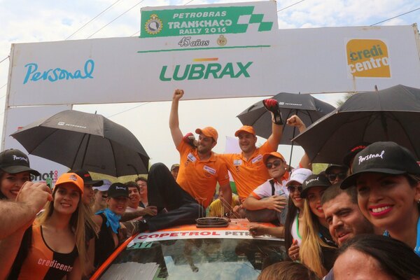 Buscando el “Tri”: Galeano y Fabiani vuelven para el TCR con un Skoda naranja