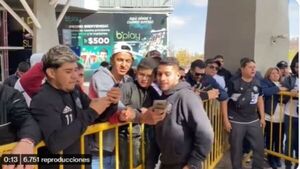 Gemelo del Tucu causó revuelo entre hinchas y jugadores de Olimpia