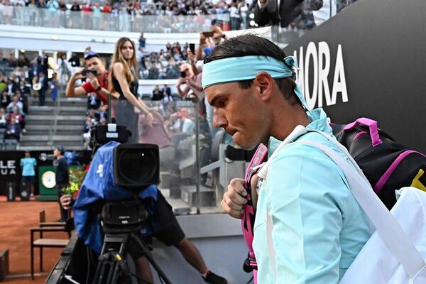 Nadal ya se entrena en la central de Roland Garros - Tenis - ABC Color