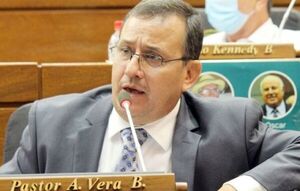 Diputado Vera Bejarano repudia atentado contra intendente Acevedo