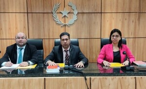 Condenan a un adicto que amenazó con cuchillo a su madre