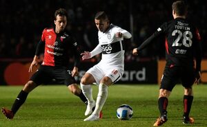 Versus / Olimpia no resistió en Santa Fe y deberá buscar la hazaña ante Cerro - PARAGUAYPE.COM