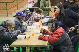 Municipalidad de CDE reactiva misión social para resguardar a indigentes en días de frío – Diario TNPRESS