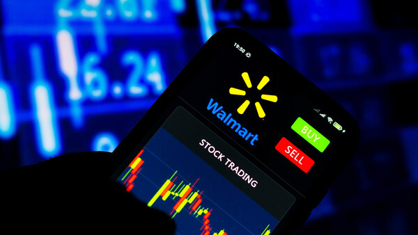 Diario HOY | Familia más rica del mundo, dueña de Walmart, pierde casi 19.000 millones de dólares tras la mayor caída de sus acciones