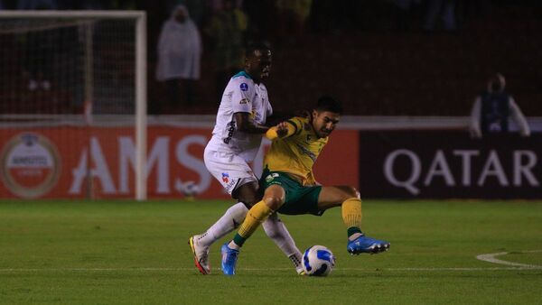 Liga de Quito empató ante Defensa y complica sus chances