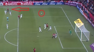 Cuello marca golazo “teledirigido” en la Libertadores - La Prensa Futbolera
