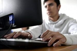 Uso de internet en Paraguay llega al 77% de la población