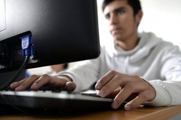 Uso de internet en Paraguay llega al 77% de la población