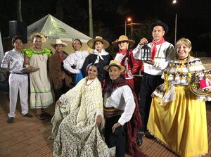 Diario HOY | lll Festival Internacional de Danzas Folklóricas, en la Plaza de la Democracia