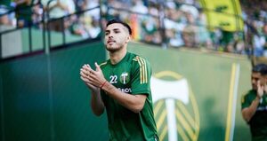 Cristhian Paredes anota en el día de su cumpleaños, pero la alegría no fue total