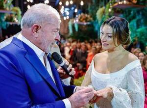 Crónica / Lula se casó por tercera vez. La novia es 21 años menor