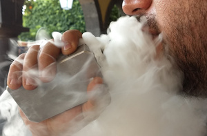 México emite máxima alerta sanitaria por vapeadores y cigarros electrónicos - MarketData