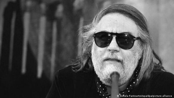A los 79 años muere de covid el compositor griego Vangelis