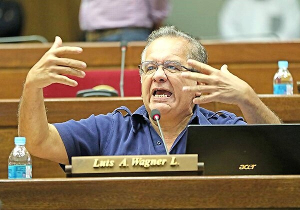 Afirman que “no vale la pena reanimar a cadáveres políticos”, sobre querella criminal a Efraín y Wagner – La Mira Digital