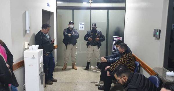 Diario HOY | Acevedo se mantiene en mejoría, pero su cuadro sigue siendo grave