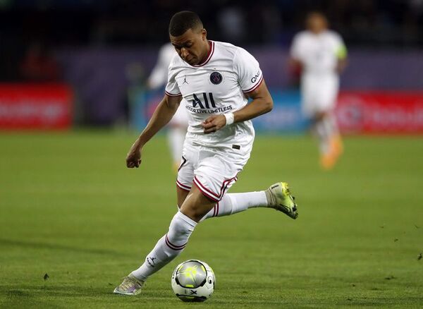 Mbappe revelará su futuro este domingo, según L’Equipe - Fútbol Internacional - ABC Color