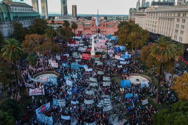 Argentina tiene una población de 47.327.407 personas, según el reciente censo - MarketData