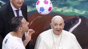 Papa Francisco lanza movimiento por la defensa del medioambiente