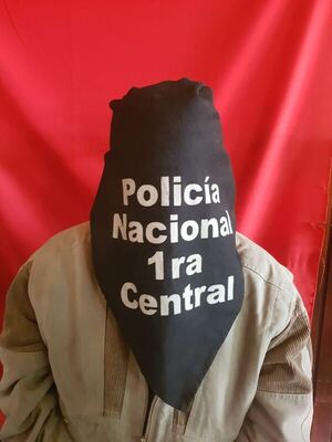 Policía captura en flagrancia a ladrón de moto - Nacionales - ABC Color