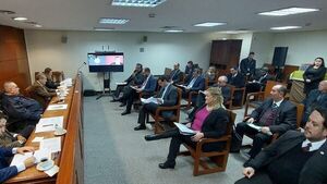Abogados se quejan de mora, falta de personal y secretismo de jueces