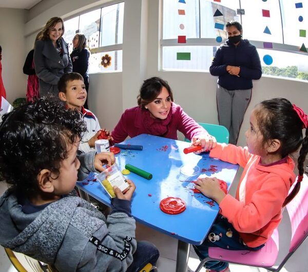 Diario HOY | Inauguran centro integral de la mujer y la primera infancia en Encarnación