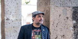 Escritores latinoamericanos miran a Cuba desde EE.UU. como "enviados especiales" - MarketData