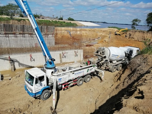 Defensa Costera de Pilar: Estructura de Control Hídrico del arroyo Ñeembucú tiene 35% de avance