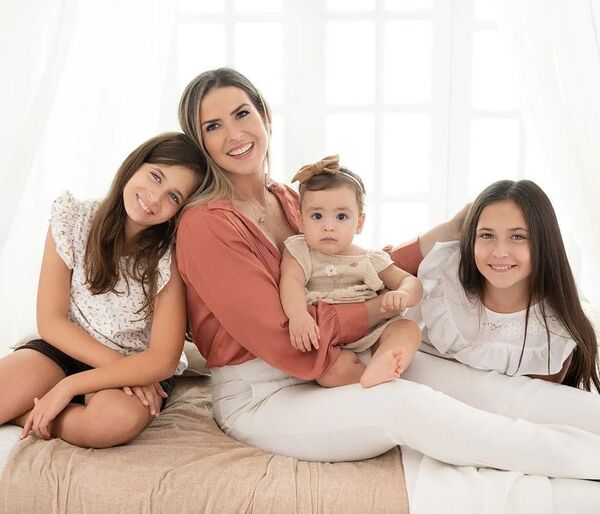 Paola Maltese celebra el primer año de su hija Annick - Gente - ABC Color