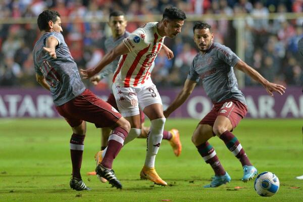 Unión y Fluminense sellan un empate que beneficia al Junior - El Independiente