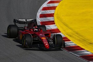 Leclerc manda en las dos libres del GP de España