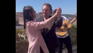 Crónica / [VIDEO] El "Bono" de U2 se puso a bailar polca paraguaya