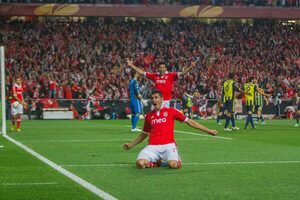 Europa saluda a Óscar Cardozo en el día de su cumpleaños