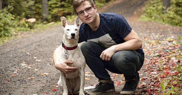 La Nación / Biscuit, el perro con más 12 millones de seguidores en TikTok