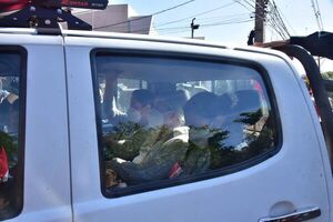 Padres critican a jueza que otorgó arresto domiciliario a docentes de colegio de Lambaré - Nacionales - ABC Color