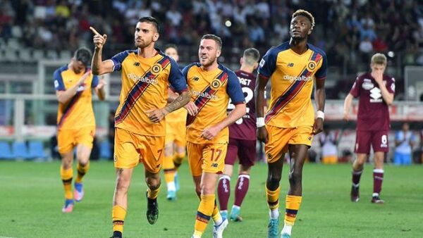 Roma golea antes de la final contra Feyenoord