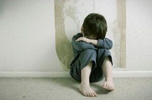 Detienen a mujer que intentó matar a su hijo de un año en Santaní