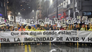 Diario HOY | Miles marchan en silencio por los desaparecidos en Uruguay