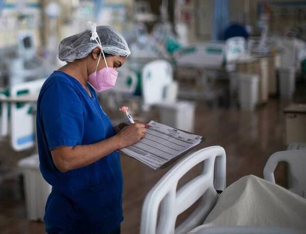 Crónica / Covid-19: Reportan dos fallecidos y más de 300 casos positivos en la semana 19