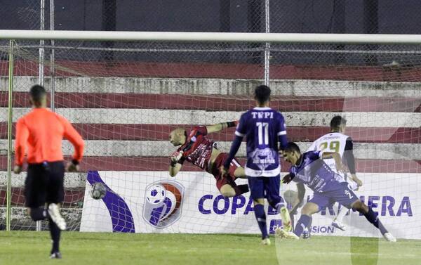 Crónica / Torneo Apertura: Tacuary ganó el clásico de barrio Jara