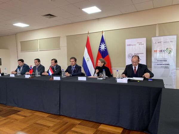 Embajador de Taiwán augura que Paraguay haya pasado  auditoría de la industria porcina - Nacionales - ABC Color