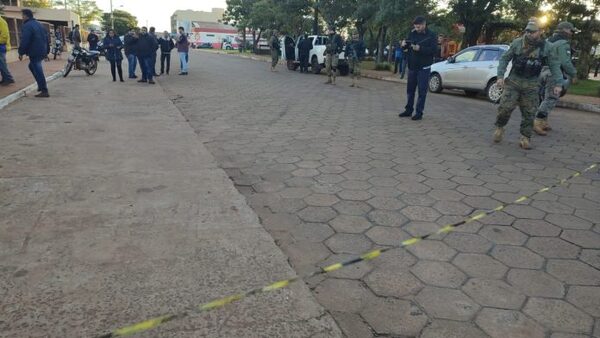 Dos imputadas por supuestamente prestar arma utilizada en atentado | 1000 Noticias