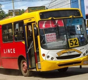 Pasajero pierde la vida tras caer de un bus en San Lorenzo | 1000 Noticias