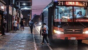 Pasajero pierde la vida tras caer de un bus en San Lorenzo - El Independiente