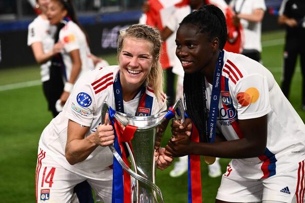 Lyon gana la Champions femenina - Fútbol - ABC Color